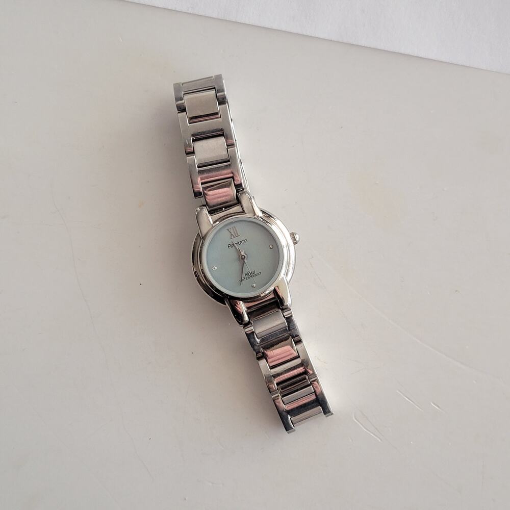 Vintage Watches Armitron Now Quartz Watch Silver Bracelet Blue Dial Minimalist